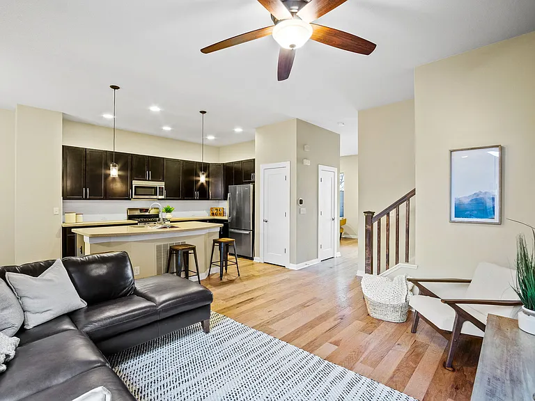 6779 Raritan Dr — Photo 7