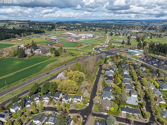 3rd image of 23181 SW Old Highway 99w