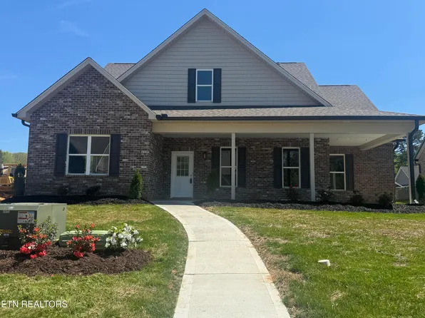 172 Crossroads Blvd, Oak Ridge, TN 37830