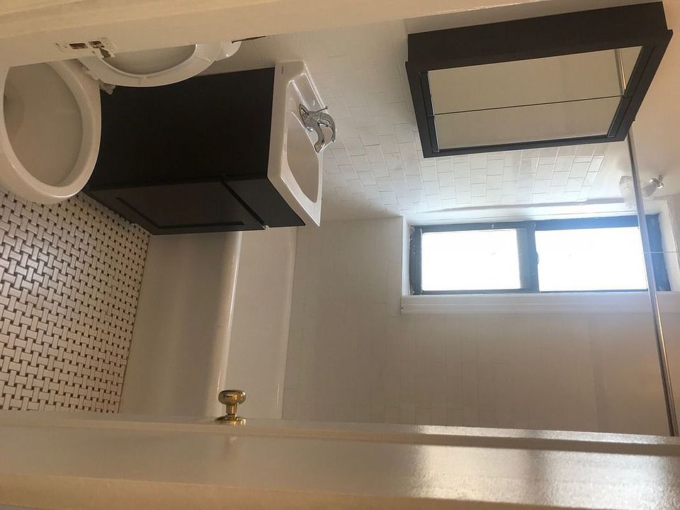 1st image of 7609 Broadway #3Z