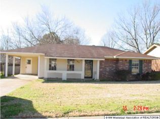 6165 Forestgate Rd, Horn Lake, MS 38637