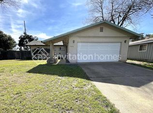 10208 La Presa Way, Rancho Cordova, CA 95670