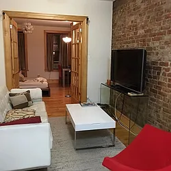 Rented by Ready Group