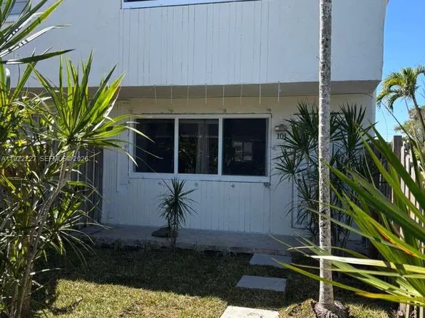 1480 NE 151st St APT 101, Miami, FL 33161