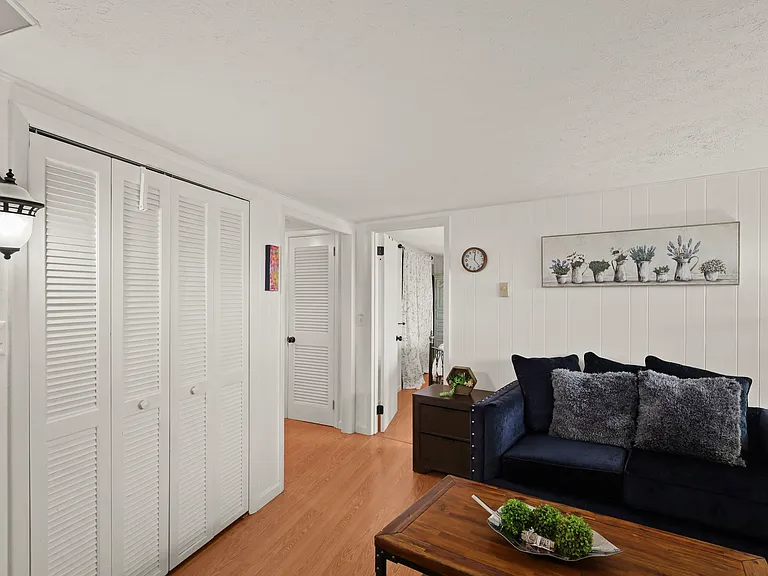 820 Pine Ridge Rd — Photo 25