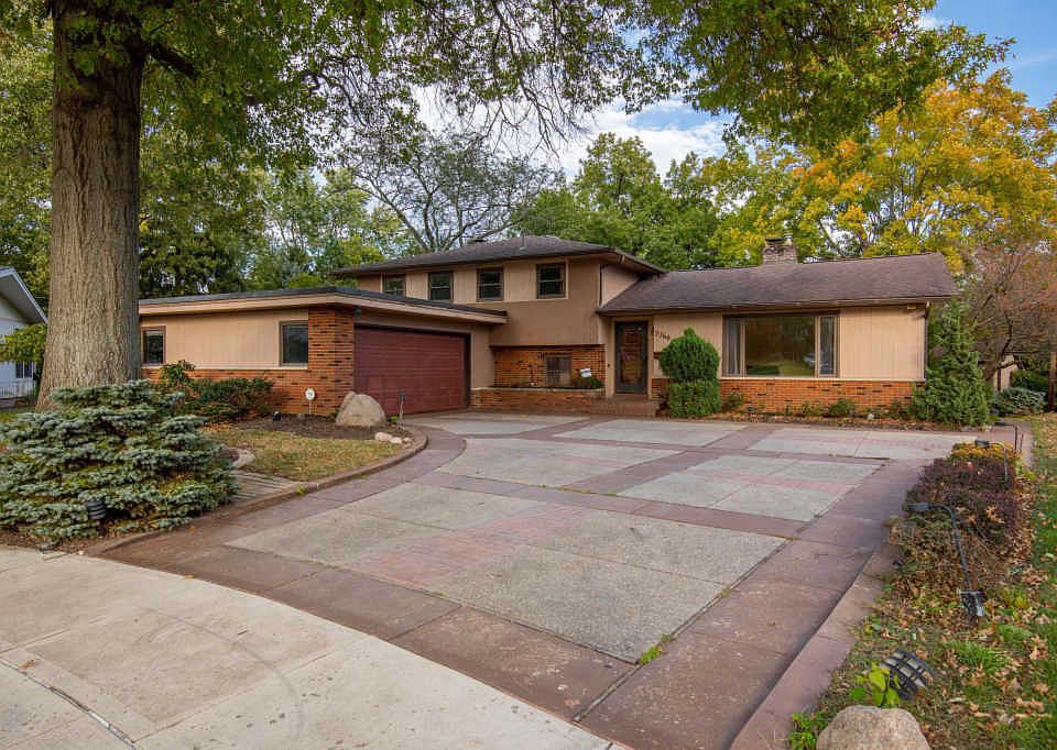 1st image of 3266 Oberlin Pl