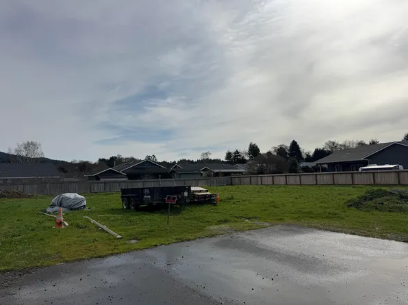 0 Berry Creek Ave, Fortuna, CA 95540