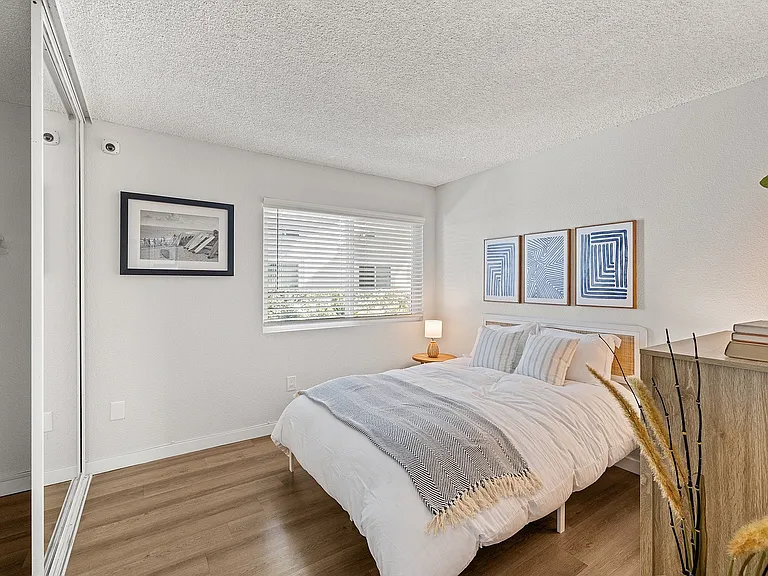 Spacious Bedroom | Apartments in Huntington Beach, CA | The Breakwater Apartment