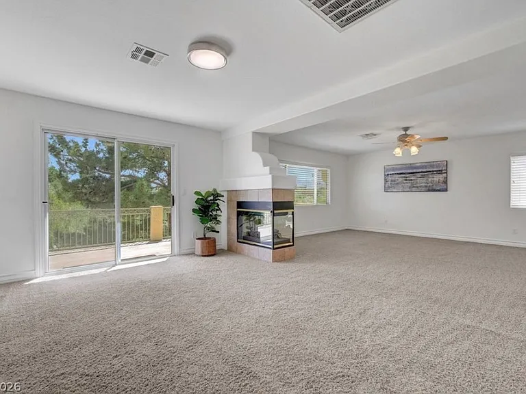 10757 Elk Lake Dr — Photo 14