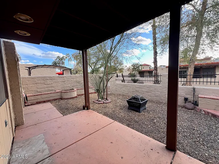 16640 N 29th Dr — Photo 40