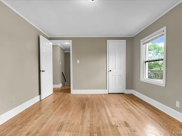 3463 Santa Maria Ave — Photo 17