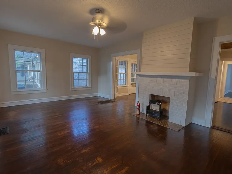 2714 Morrow Ave — Photo 3