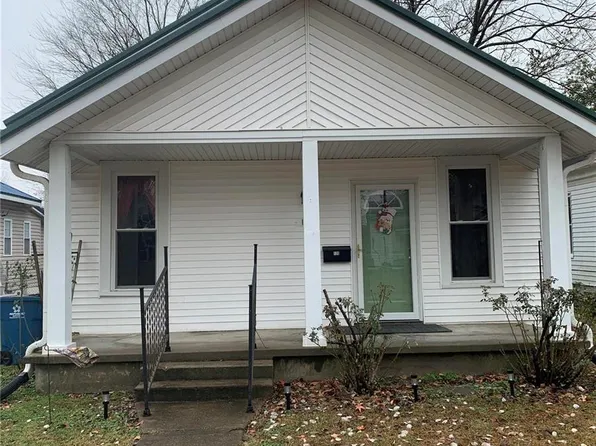 120 W Parker Ave, Chaffee, MO 63740