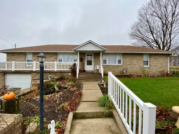 10459 Dover Rd, Apple Creek, OH 44606