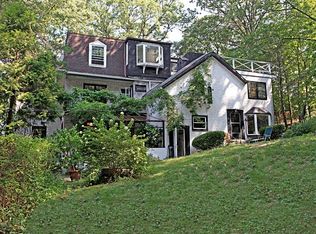 222 Highbrook Ave N, Pelham, NY 10803