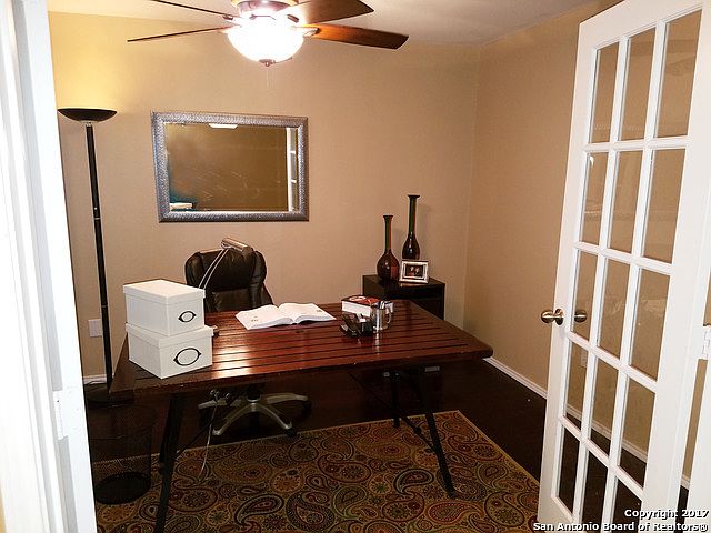 1st image of 7926 Oakwood Pnes