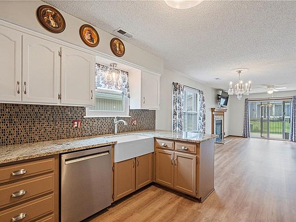 5th image of 5234 Downey Ave