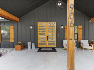 906 S 3rd St, Valley Mills, TX 76689