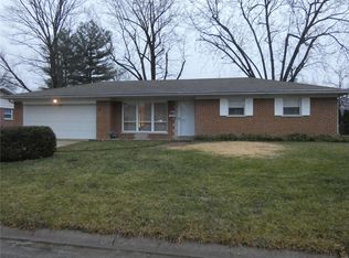 12 Chaucer Dr, Belleville, IL