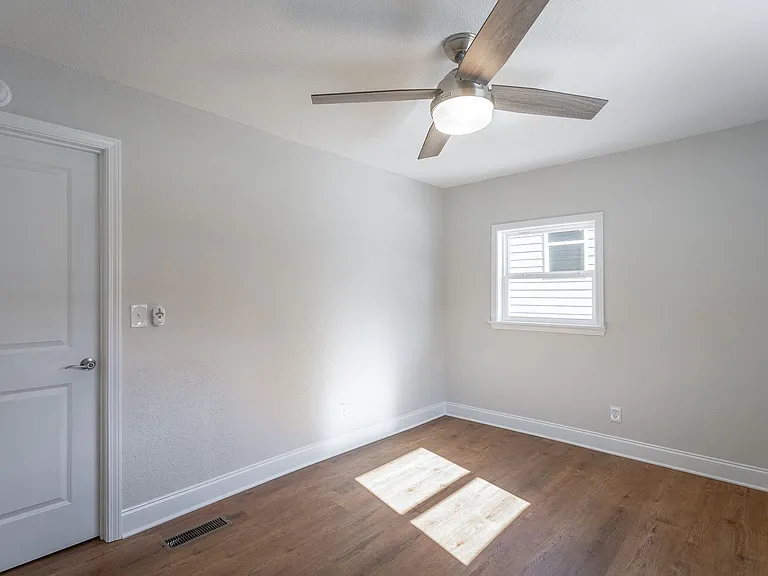 1902 S Watkins Street | Multifamily Living in Mill Town — Photo 18