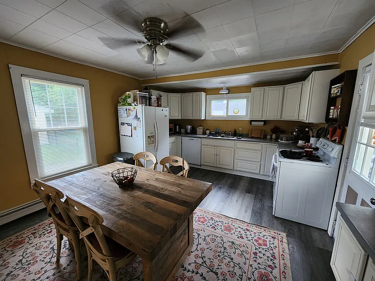211 Main St #211 — Photo 6