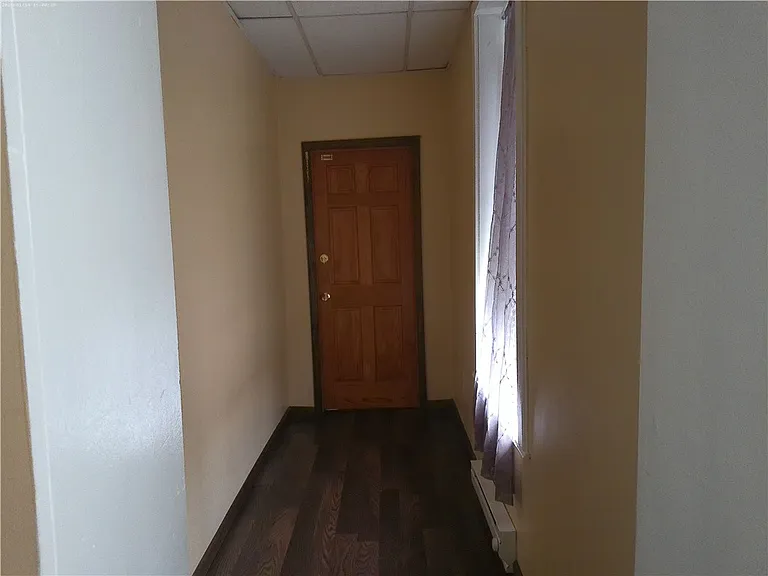 120 Main St — Photo 3