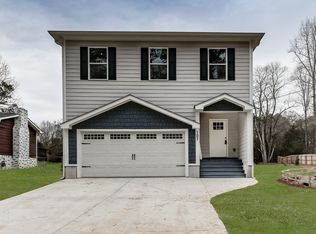 107 Little Brook Dr, Woodstock, GA 30188