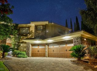 112 S Ring Dove Dr, Las Vegas, NV 89144