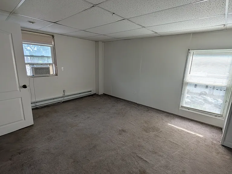 30 N Main St — Photo 8