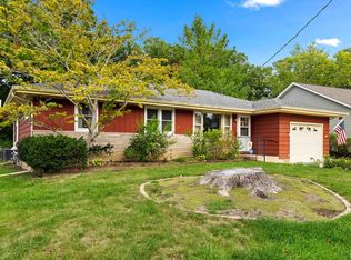 132 Field Grove Ct, East Peoria, IL 61611