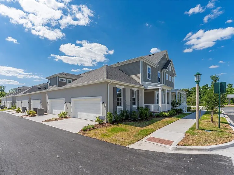 2426 Celebration Blvd — Photo 29