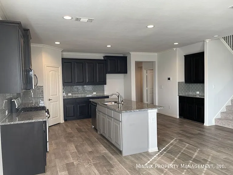 1219 Pavilion Pkwy — Photo 14