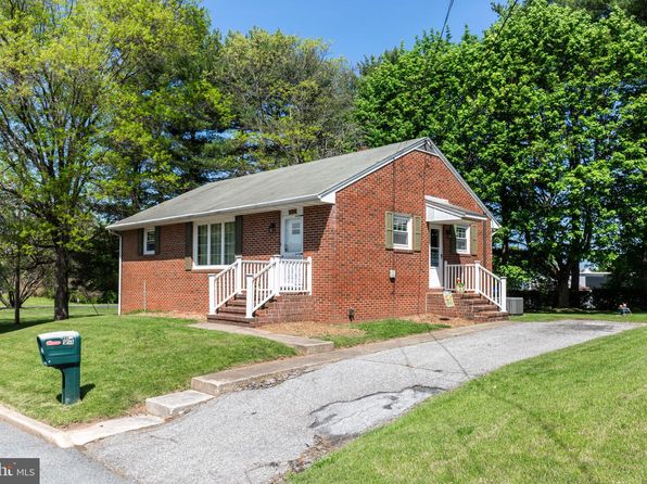 75 George St, Taneytown, MD 21787