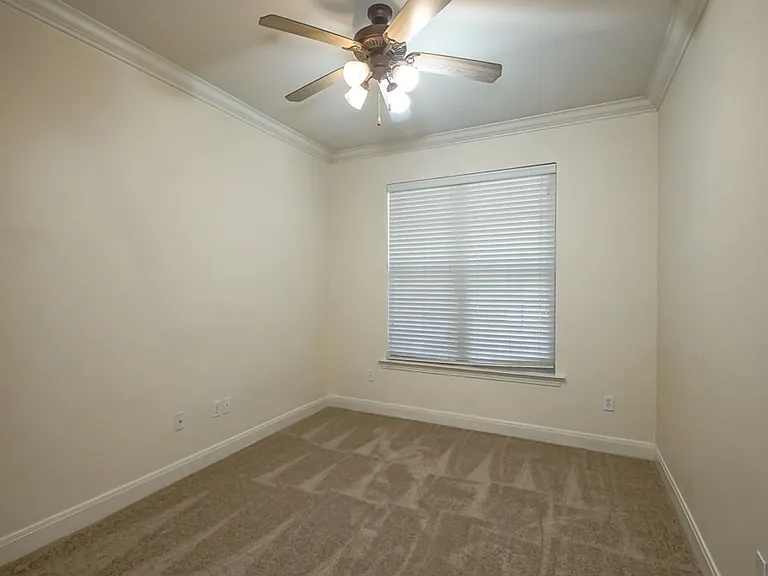 10600 Lakes Blvd #507 — Photo 11