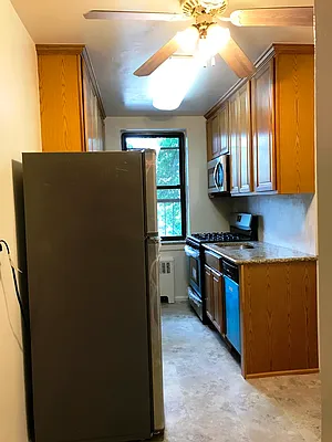 Rented by Prime Realty | media 4