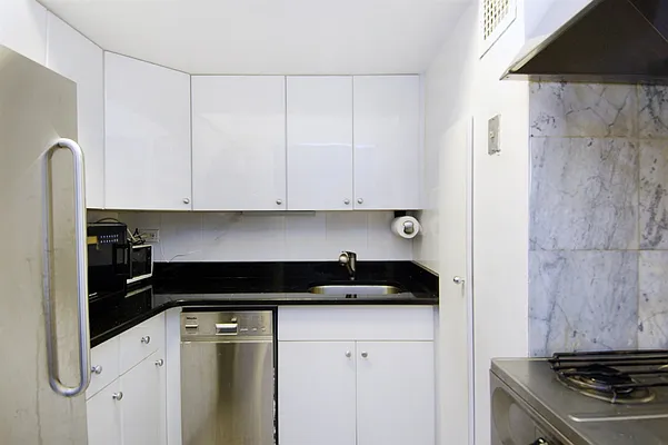 Rented by Corcoran | media 20