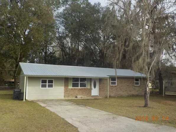 251 1st St S, Macclenny, FL 32063
