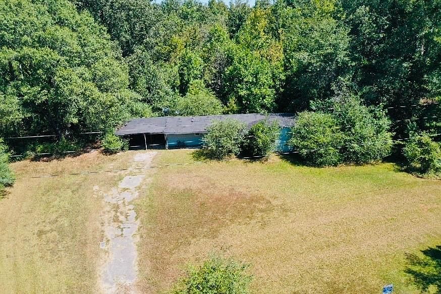 2nd image of 2230 Jenkins Dr Lot 4