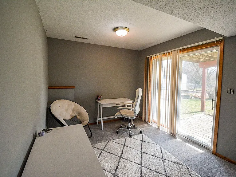 3536 Kelsey Ln SW — Photo 12