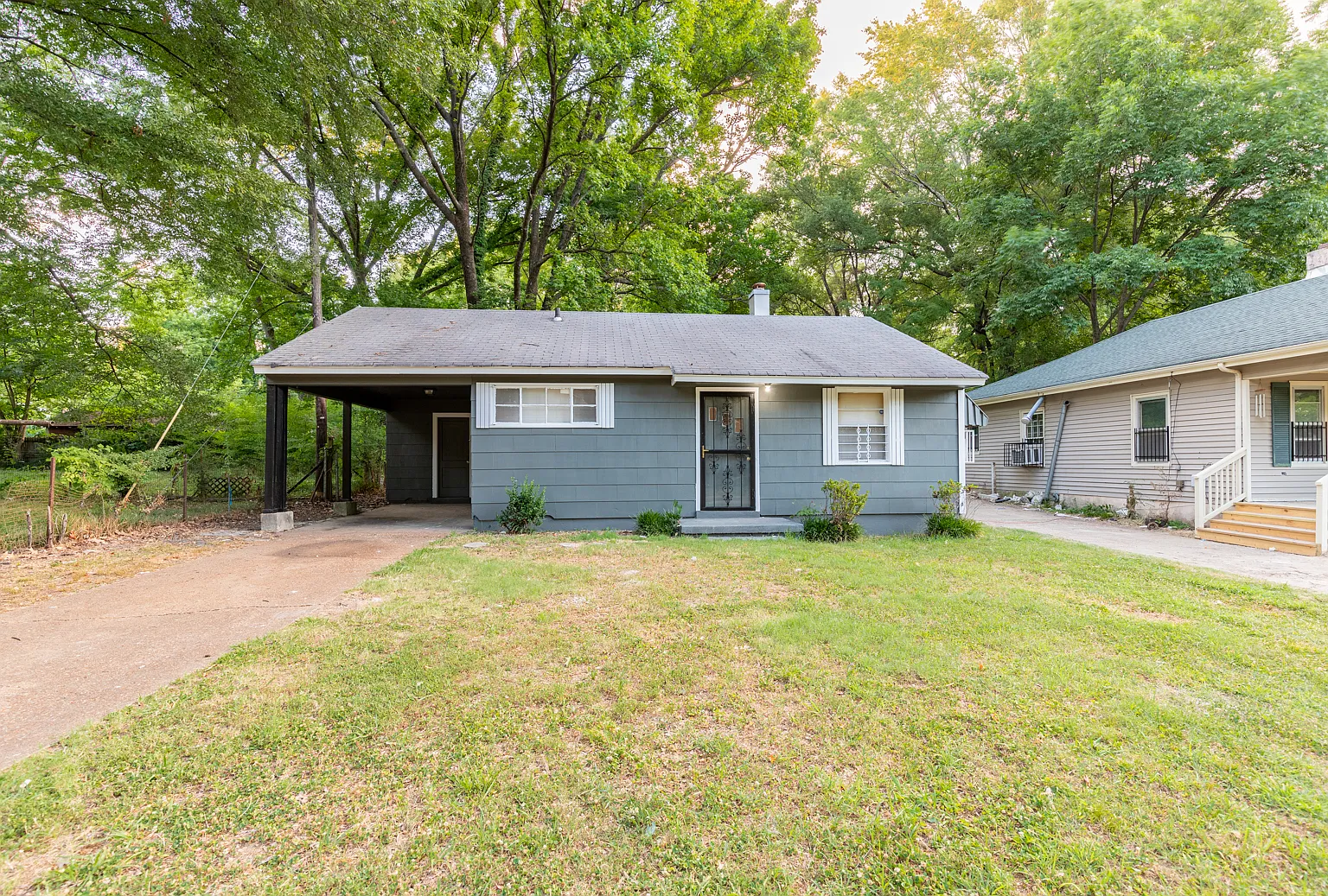 3328 Douglass Avenue - 1 — Photo 1