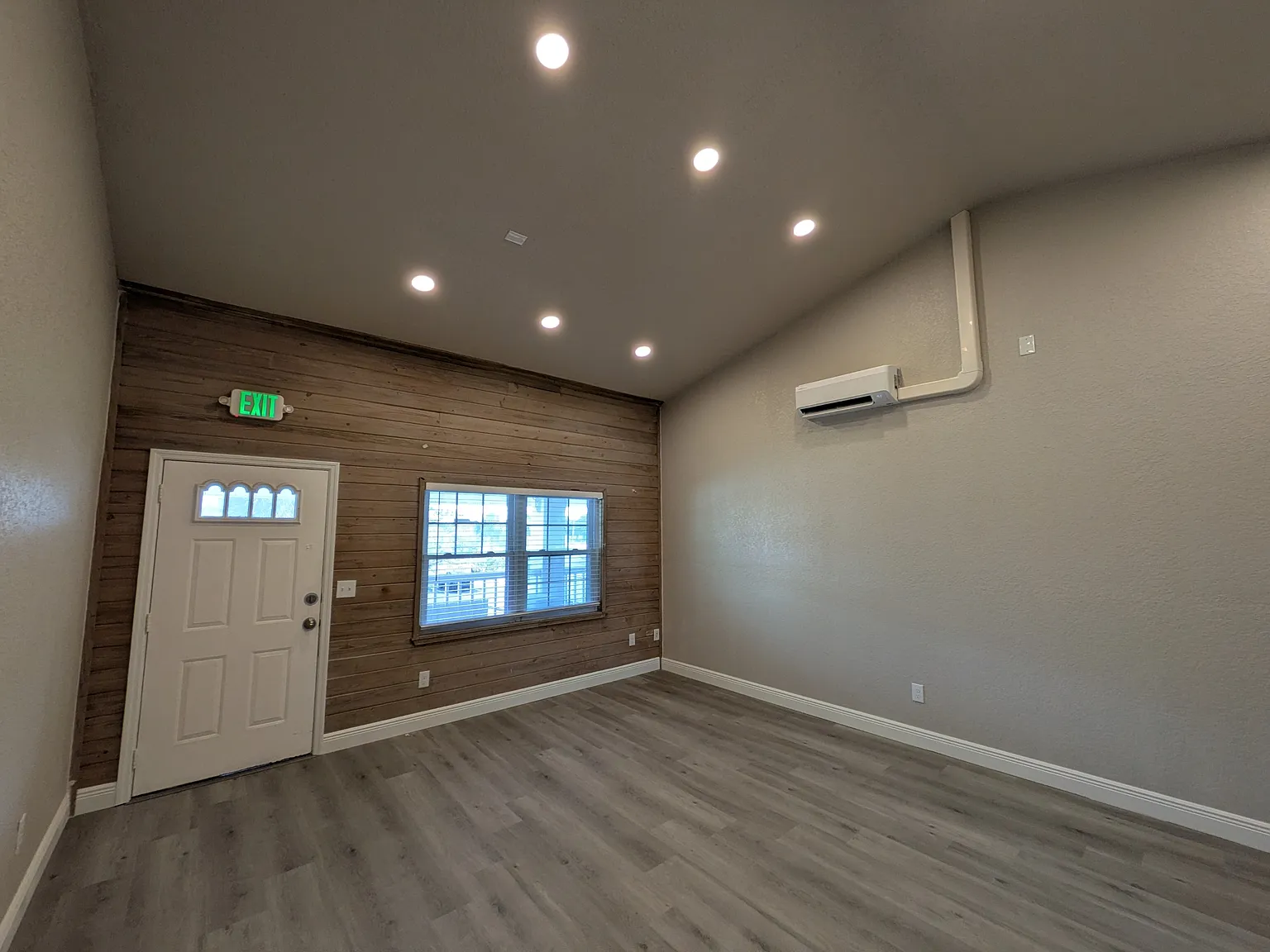 1120 Pinellas Bayway South - 1 — Photo 3