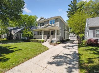 911 N Gainsborough Ave, Royal Oak, MI