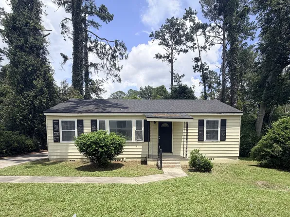 1307 Melody Ln, Valdosta, GA 31601