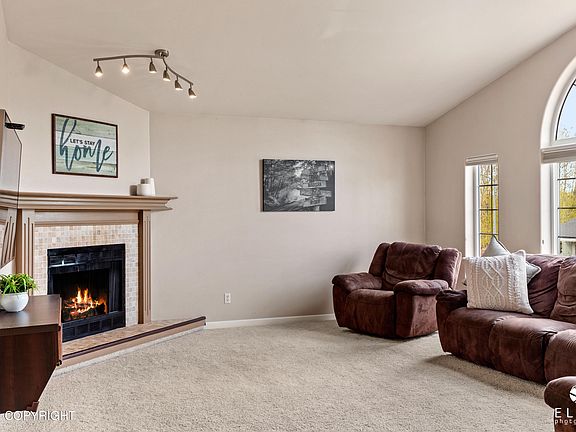 4th image of 7531 Florence Cir