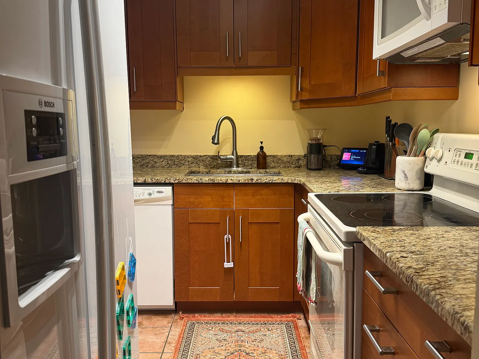 3359 S Wakefield St — Photo 3