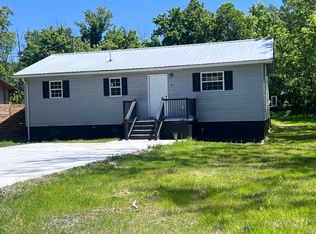 615 S 22nd St, Middlesboro, KY 40965