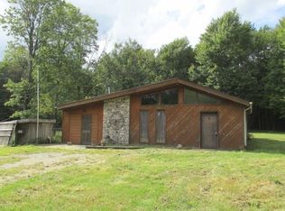 359 Dillon Rd, Acme, PA 15610