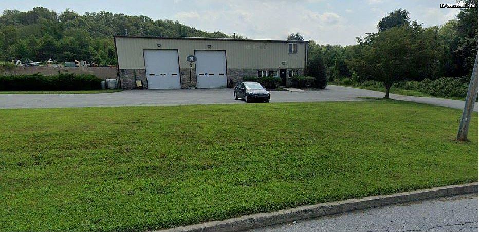 2nd image of 16 Crozerville Rd