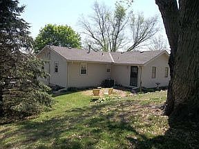 3rd image of 57142 240th St