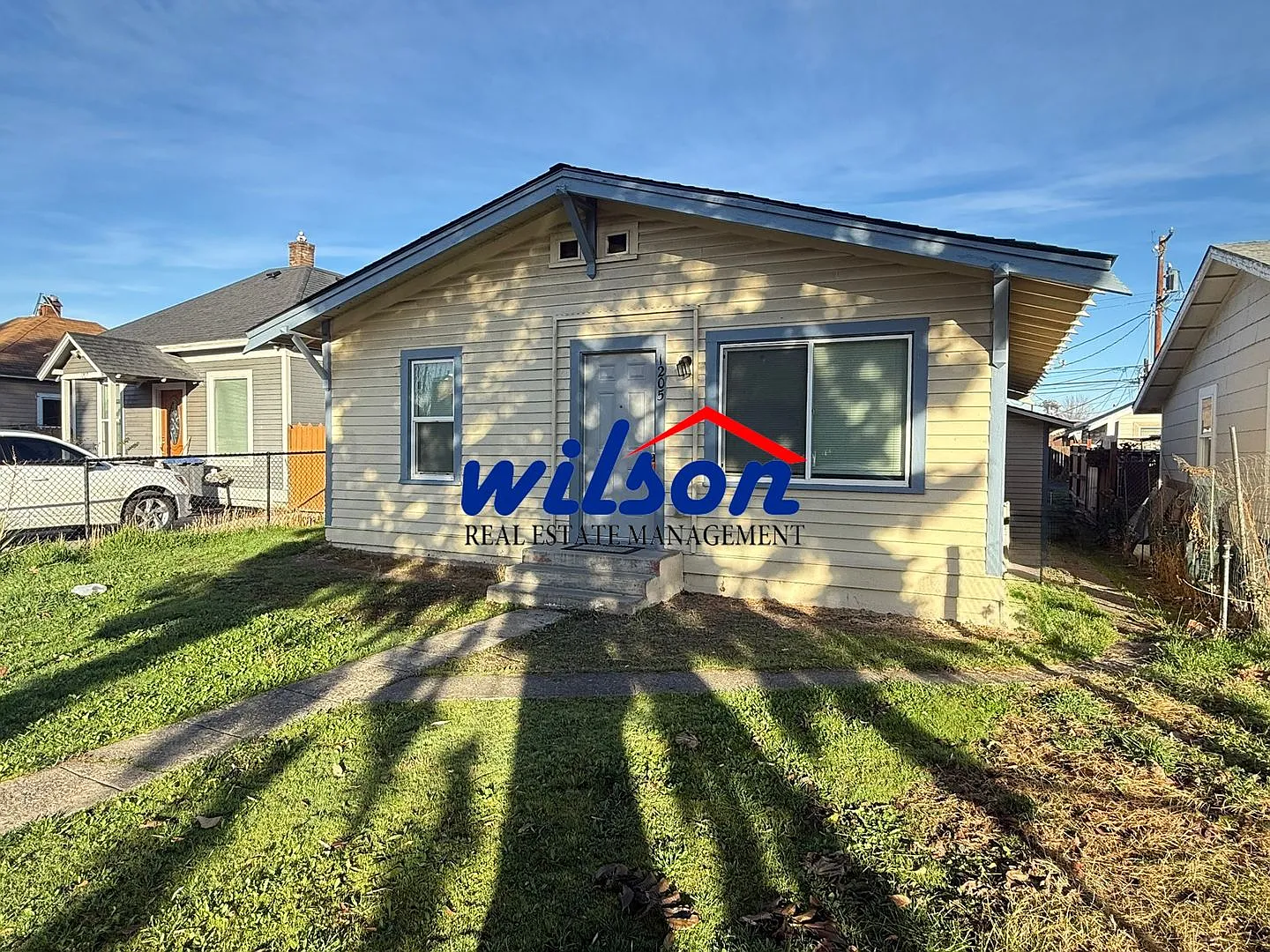 1205 Folsom Ave photo 1